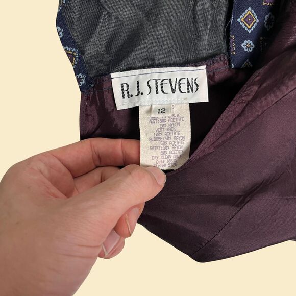 Vintage 70s vest, R.J. Stevens 1970s double breasted blue abstract pattered vest - Picture 4 of 6